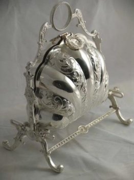 00445 Pair-2-Victorian-Silver-Shell-Shaped-Biscuit-Sweet-Container-1
